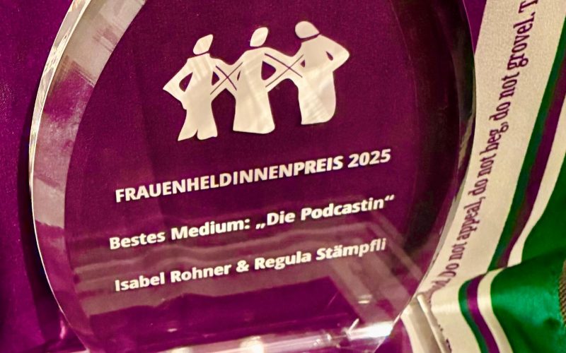 Frauenheldinnenpreis für Isabel Rohner und Regula Staempfli.